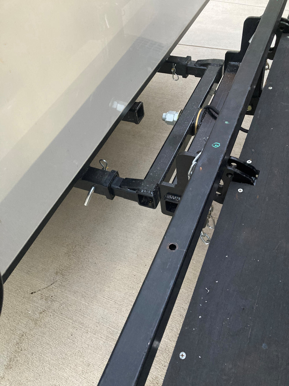 Swivelwheel Transport System, Swivelwheel Carrier, Swivelwheel Hauler, motorcycle carrier, scooter carrier, motorcycle hauler, scooter hauler, quickie mini golf cart hauler, quickie mini golf cart carrier, cricket mini golf cart carrier,cricket mini golf cart hauler,dirt bike hauler, dirt bike carrier, carrier, golf cart hauler, golf cart carrier, ATV hauler, ATV carrier, Swivelwheel DW58, motorcycle, motor home, fifth wheels, can-am carrier, can-am hauler, trike carrier, trike hauler, mobility Hauler 