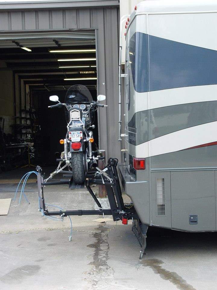 Cruiserlift Motorcycle Lift, Motorcycle Lift, Motorcycle Carrier, Motorcycle Hauler, Motorcycle, Motorhome, RV Motorcycle lift, RV Lift, RV Electric Motorcycle Lift, RV, Electric Motorcycle Lift, Harley, Honda, Victory, Yamaha, Winch Lift, Bikes, Bike Lift