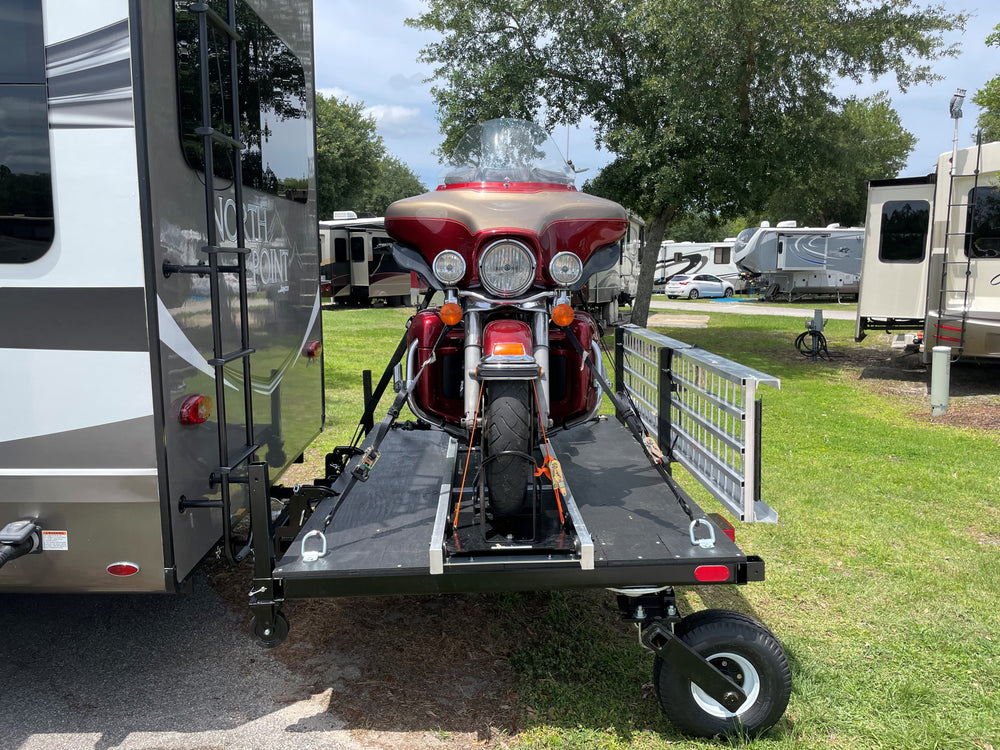 Swivelwheel Transport System, Swivelwheel Carrier, Swivelwheel Hauler, motorcycle carrier, scooter carrier, motorcycle hauler, scooter hauler, quickie mini golf cart hauler, quickie mini golf cart carrier, cricket mini golf cart carrier,cricket mini golf cart hauler,dirt bike hauler, dirt bike carrier, carrier, golf cart hauler, golf cart carrier, ATV hauler, ATV carrier, Swivelwheel DW58, motorcycle, motor home, fifth wheels, can-am carrier, can-am hauler, trike carrier, trike hauler, mobility Hauler 