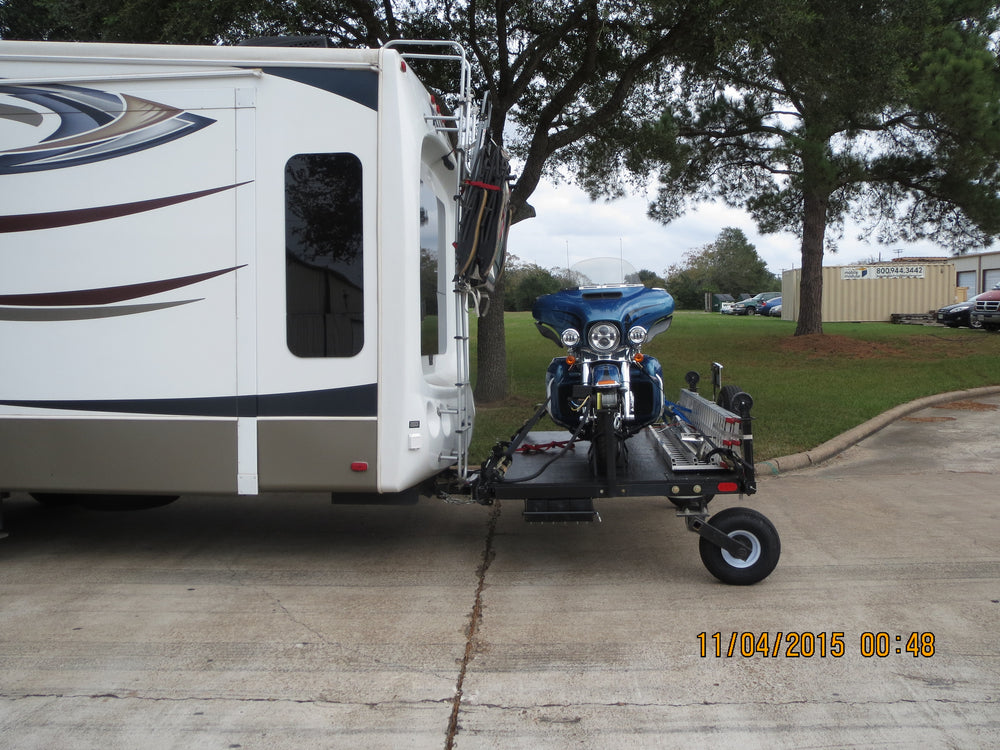 Swivelwheel Transport System, Swivelwheel Carrier, Swivelwheel Hauler, motorcycle carrier, scooter carrier, motorcycle hauler, scooter hauler, quickie mini golf cart hauler, quickie mini golf cart carrier, cricket mini golf cart carrier,cricket mini golf cart hauler,dirt bike hauler, dirt bike carrier, carrier, golf cart hauler, golf cart carrier, ATV hauler, ATV carrier, Swivelwheel DW58, motorcycle, motor home, fifth wheels, can-am carrier, can-am hauler, trike carrier, trike hauler, mobility Hauler 